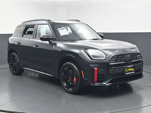 Used 2025 MINI Cooper Countryman John Cooper Works w/ Comfort Package Max AWD/4WD image 3