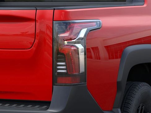 New 2025 Chevrolet Silverado EV LT image 11