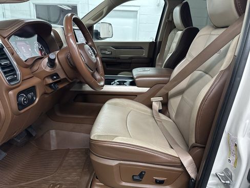 Used 2021 RAM 2500 Laramie image 19