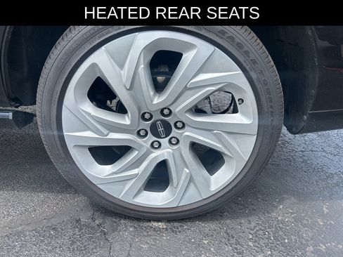 Used 2025 Lincoln Navigator Black Label AWD/4WD image 27