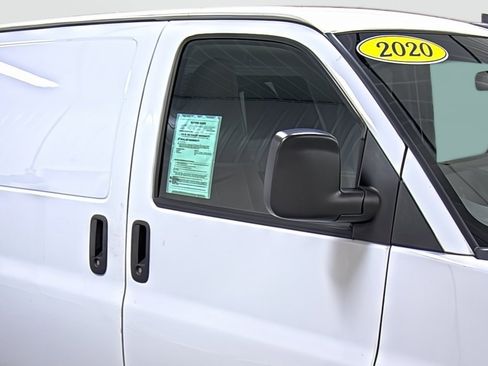 Used 2020 Chevrolet Express 2500 w/ Driver Convenience Package image 15