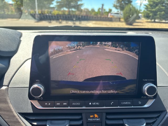 Used 2023 Nissan Altima 2.5 SV AWD/4WD image 23