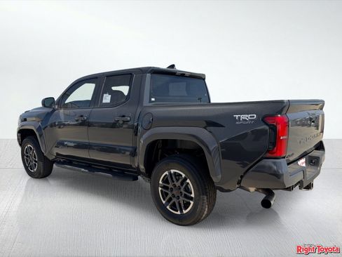 New 2026 Toyota Tacoma TRD Sport AWD/4WD image 4
