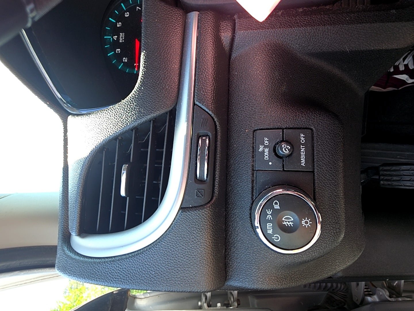 Used 2014 Chevrolet Traverse LT w/ All-Star Edition FWD image 14