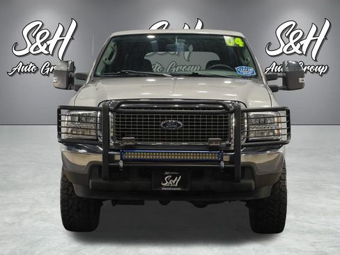 Used 2004 Ford Excursion XLT image 12