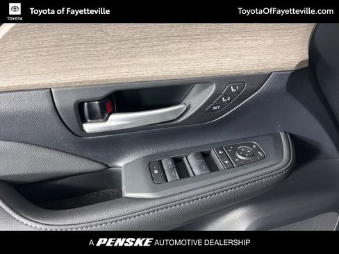 New 2026 Toyota Grand Highlander FWD image 24