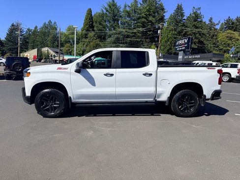 Used 2019 Chevrolet Silverado 1500 Custom Trail Boss AWD/4WD image 2