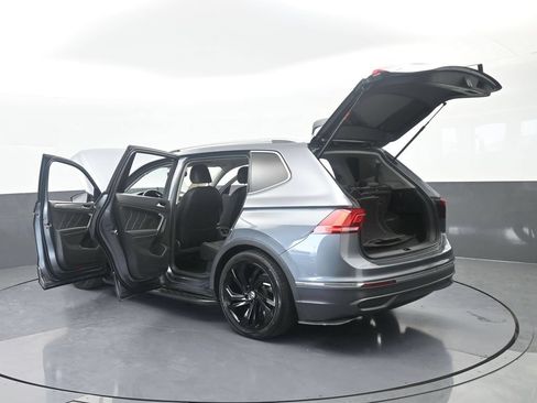 Used 2023 Volkswagen Tiguan SE FWD image 74