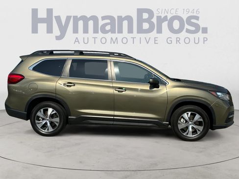 Certified 2022 Subaru Ascent Premium AWD/4WD image 3