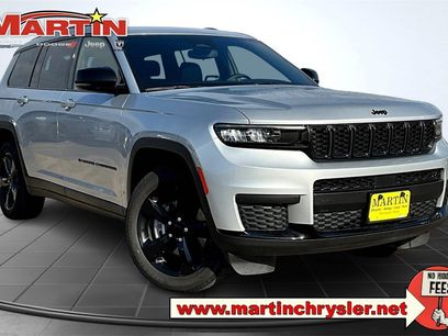 Used 2023 Jeep Grand Cherokee L Laredo