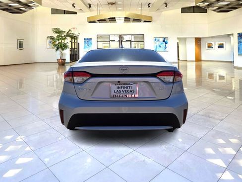 Used 2022 Toyota Corolla LE FWD image 6