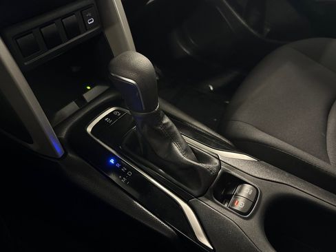 Certified 2024 Toyota Corolla Cross LE image 21