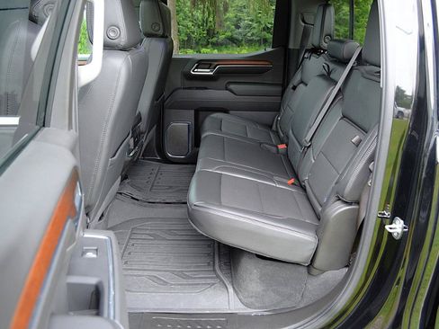 Used 2024 GMC Sierra 1500 Denali AWD/4WD image 14