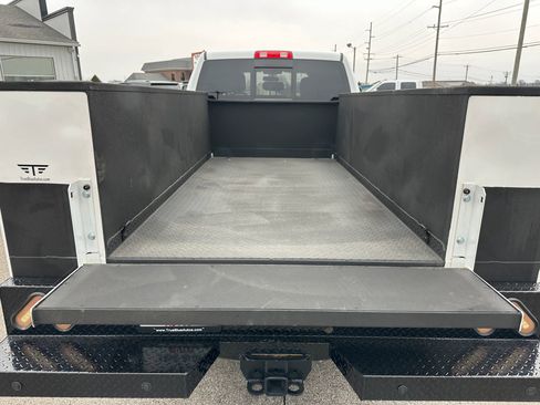 Used 2023 RAM 3500 Tradesman image 6