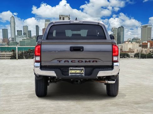 Used 2021 Toyota Tacoma SR5 RWD image 5