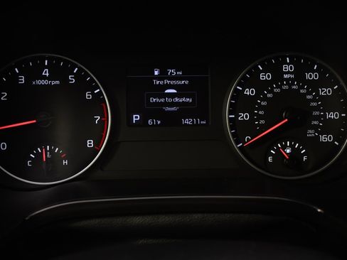 Used 2023 Kia Seltos S image 25