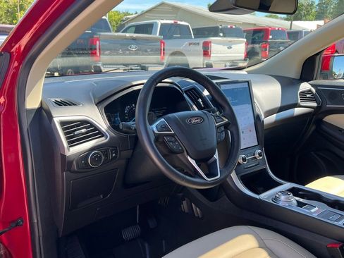 Used 2023 Ford Edge SEL w/ Convenience Package AWD/4WD image 12