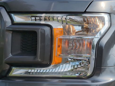 Used 2019 Ford F150 XL w/ Equipment Group 101A Mid AWD/4WD image 6