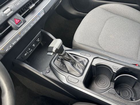 Used 2025 Kia K4 LXS image 40