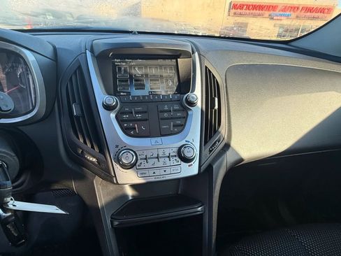 Used 2017 Chevrolet Equinox LT w/ Convenience Package image 20