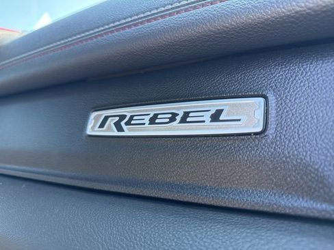 Used 2019 RAM 1500 Rebel AWD/4WD image 17