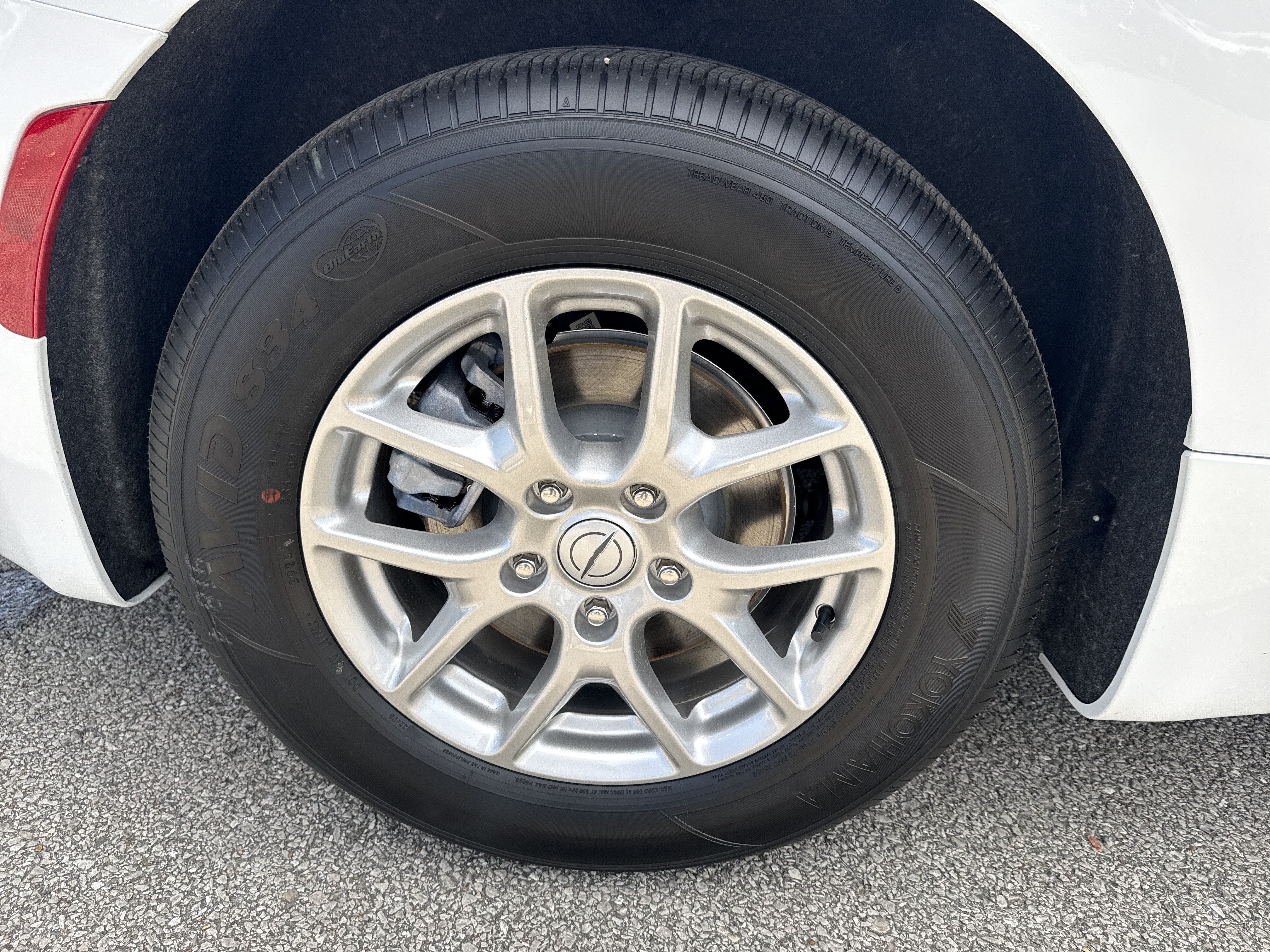 New 2026 Chrysler Pacifica Select FWD image 19