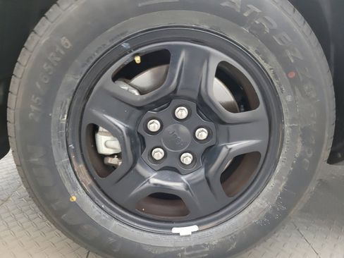 Used 2021 Jeep Renegade Sport image 31