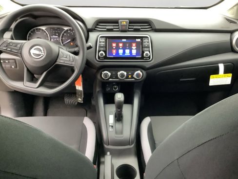 Used 2025 Nissan Versa S w/ Trunk Package image 16
