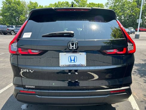 Used 2026 Honda CR-V EX image 4