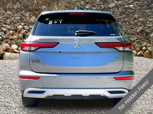 Used 2022 Mitsubishi Outlander SE AWD/4WD image 4