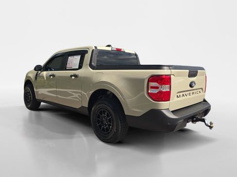 Used 2025 Ford Maverick XLT w/ XLT Luxury Package AWD/4WD image 3