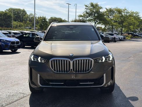 Certified 2026 BMW X5 xDrive40i AWD/4WD image 2