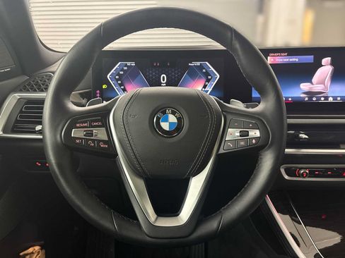 Used 2024 BMW X5 xDrive40i w/ Premium Package AWD/4WD image 11