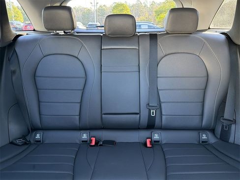 Used 2020 Mercedes-Benz GLC 300 4MATIC image 30