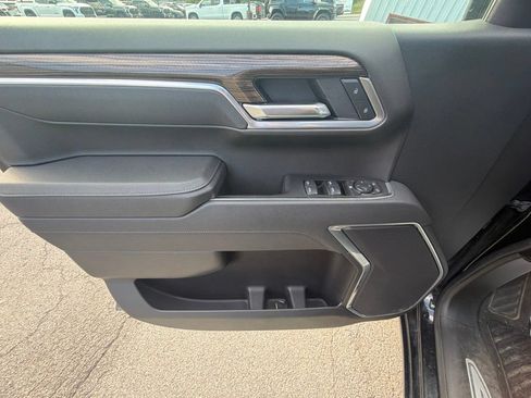 Used 2026 Chevrolet Silverado 1500 RST AWD/4WD image 41