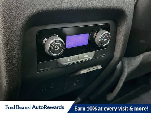 New 2026 Chevrolet Traverse Z71 w/ Enhanced Driving Package AWD/4WD image 19