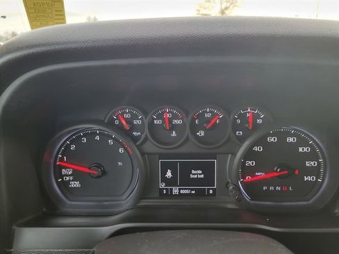 Used 2023 Chevrolet Silverado 1500 Custom image 16