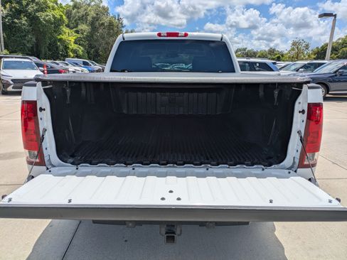 Used 2009 GMC Sierra 1500 SLE w/ Regional Value Package RWD image 11