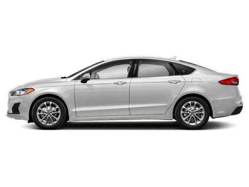Used 2019 Ford Fusion SE FWD image 3