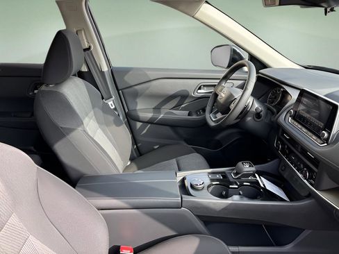 New 2026 Nissan Rogue SV w/ Cold Weather Package AWD/4WD image 20