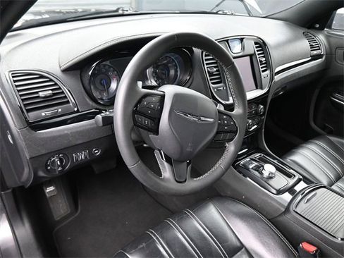 Used 2023 Chrysler 300 S image 18