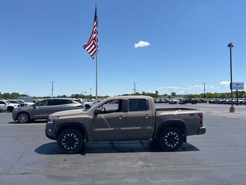 Used 2024 Nissan Frontier PRO-4X w/ Off-Road Protection Package AWD/4WD image 2