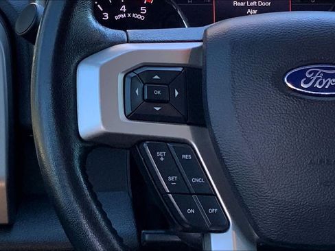 Used 2019 Ford F250 Lariat w/ Lariat Value Package image 23