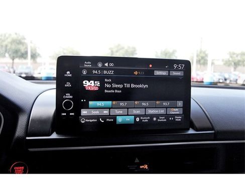 Used 2023 Honda Pilot Touring image 26