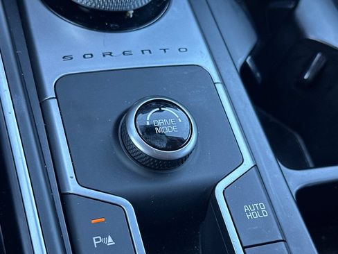 Used 2023 Kia Sorento EX FWD image 31