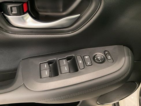 New 2026 Honda HR-V LX image 5