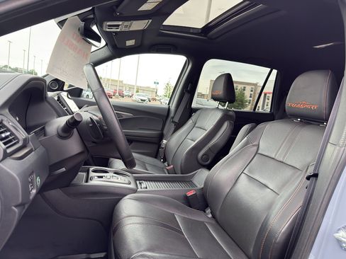 Used 2022 Honda Passport TrailSport image 10