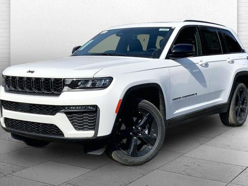 New 2026 Jeep Grand Cherokee Limited AWD/4WD image 2