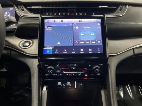 Used 2024 Jeep Grand Cherokee Limited w/ Trailer Tow Package image 8