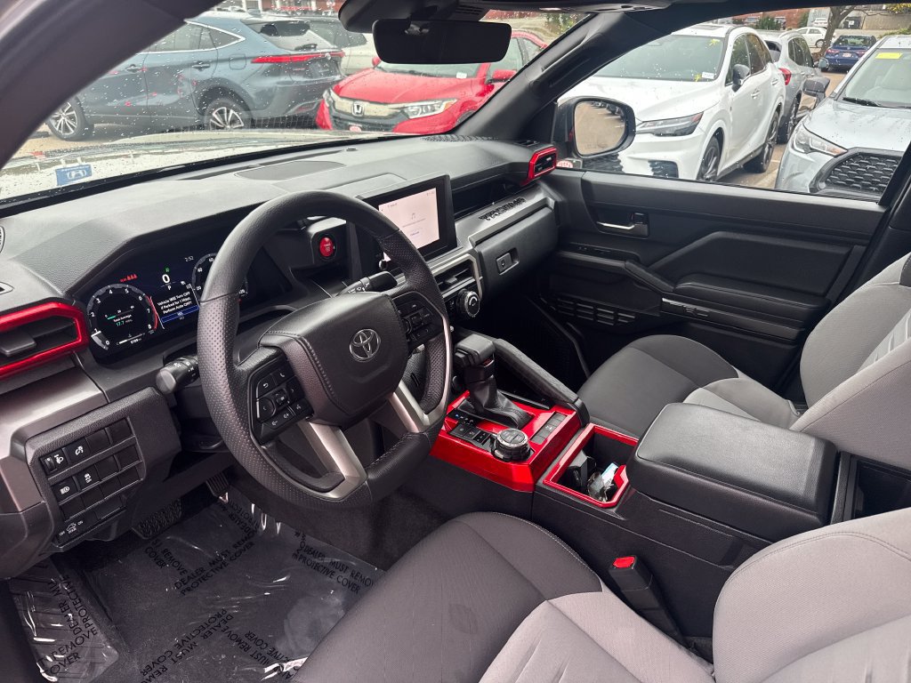 Used 2025 Toyota Tacoma TRD Off-Road AWD/4WD image 14